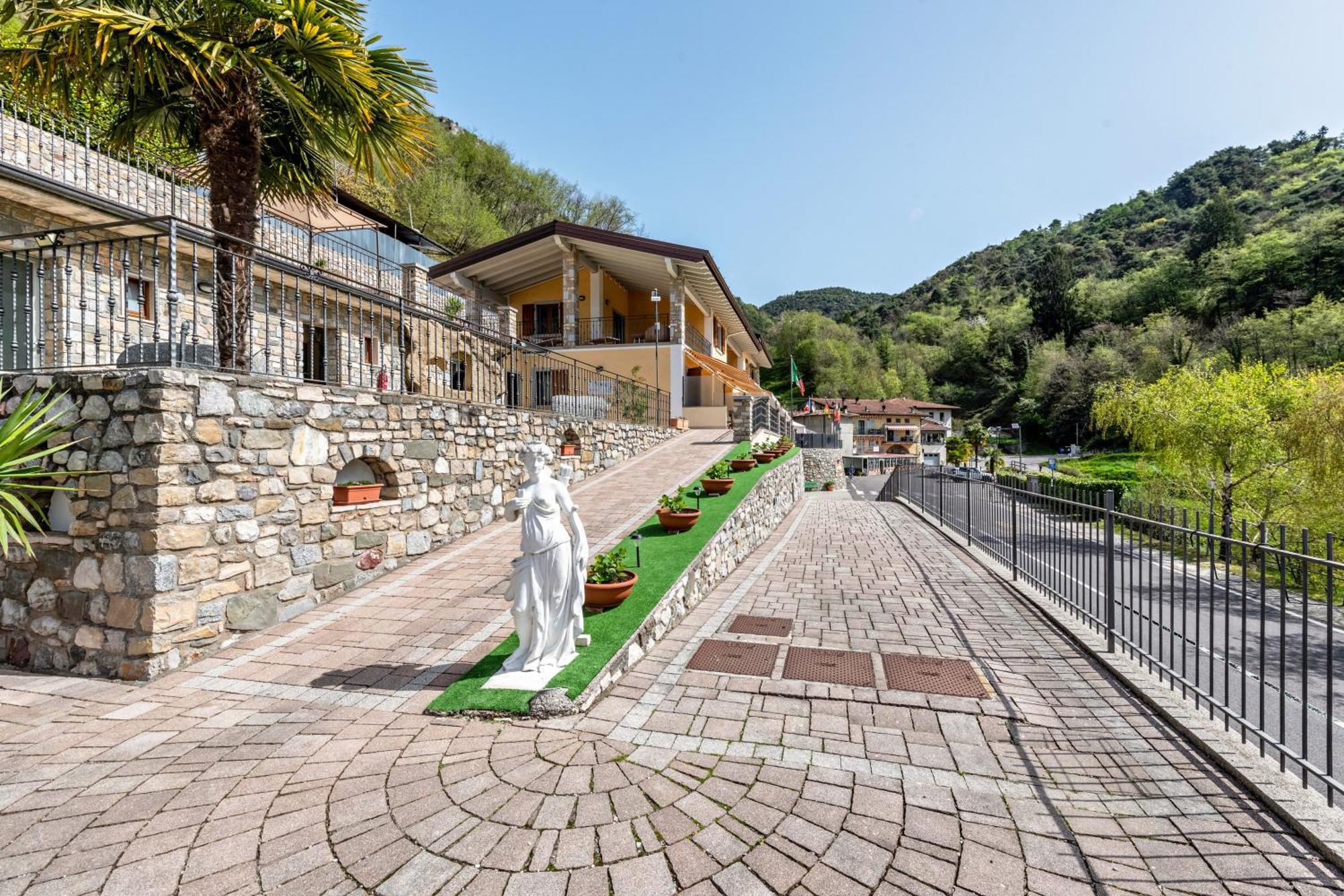 Residence Tatiana A2 Tremosine Bagian luar foto